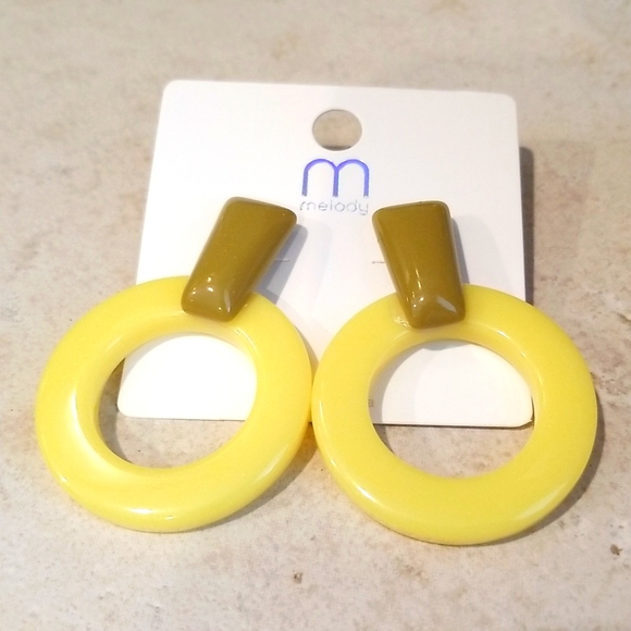 3 for $15 Two Tone Yellow & Olive Green Acrylic Dangle Earrings - Picture 2 of 3